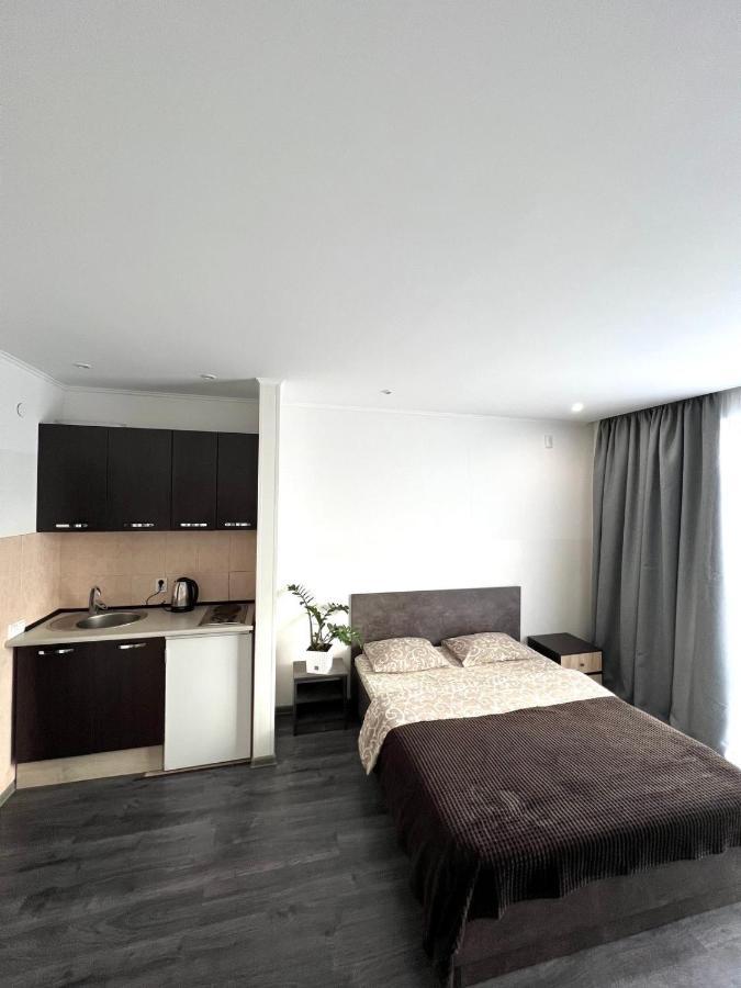 Комфортні Апартаменти 82 Ivano Frankivsk Bagian luar foto